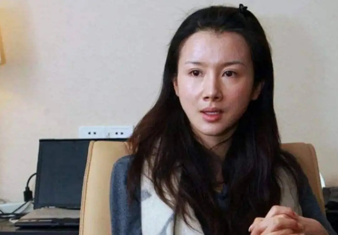 孙菲菲退出娱乐圈原因_孙菲菲古装第一美女经历_2016古装女明星