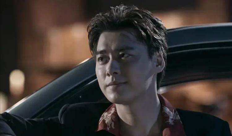 明星背后交易内幕_娱乐圈潜规则曝光_女明星被污