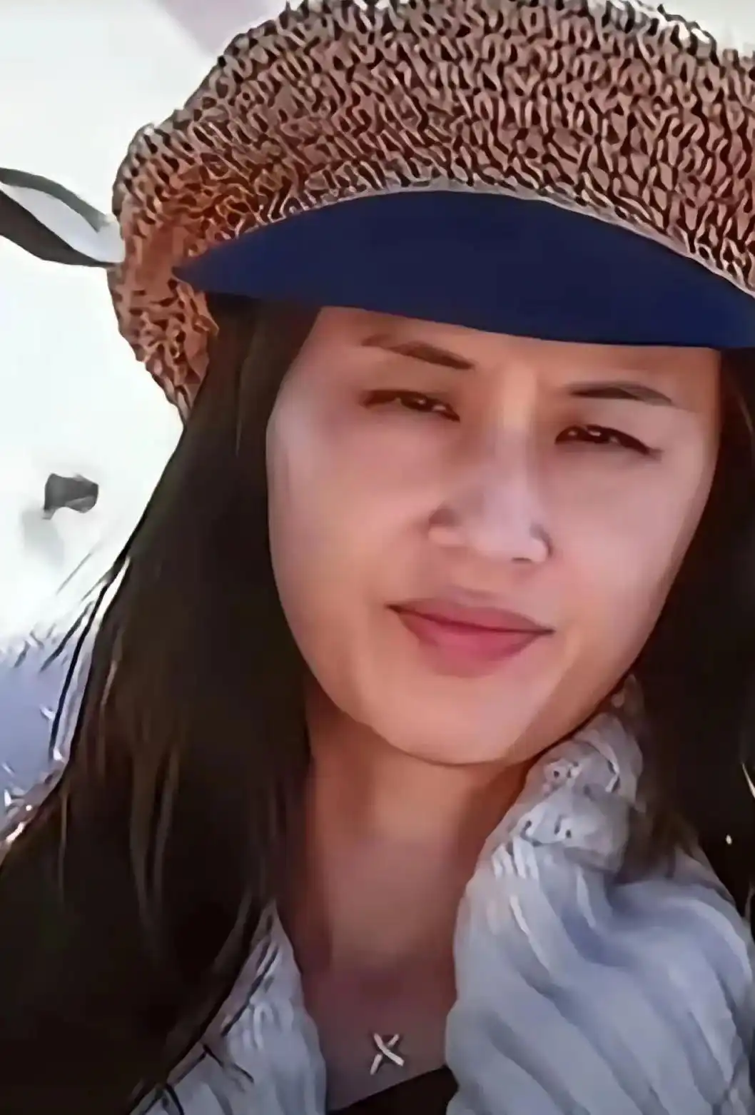 娱乐圈真实素颜_明星卸妆前后颜值对比_国内雀斑多的女明星